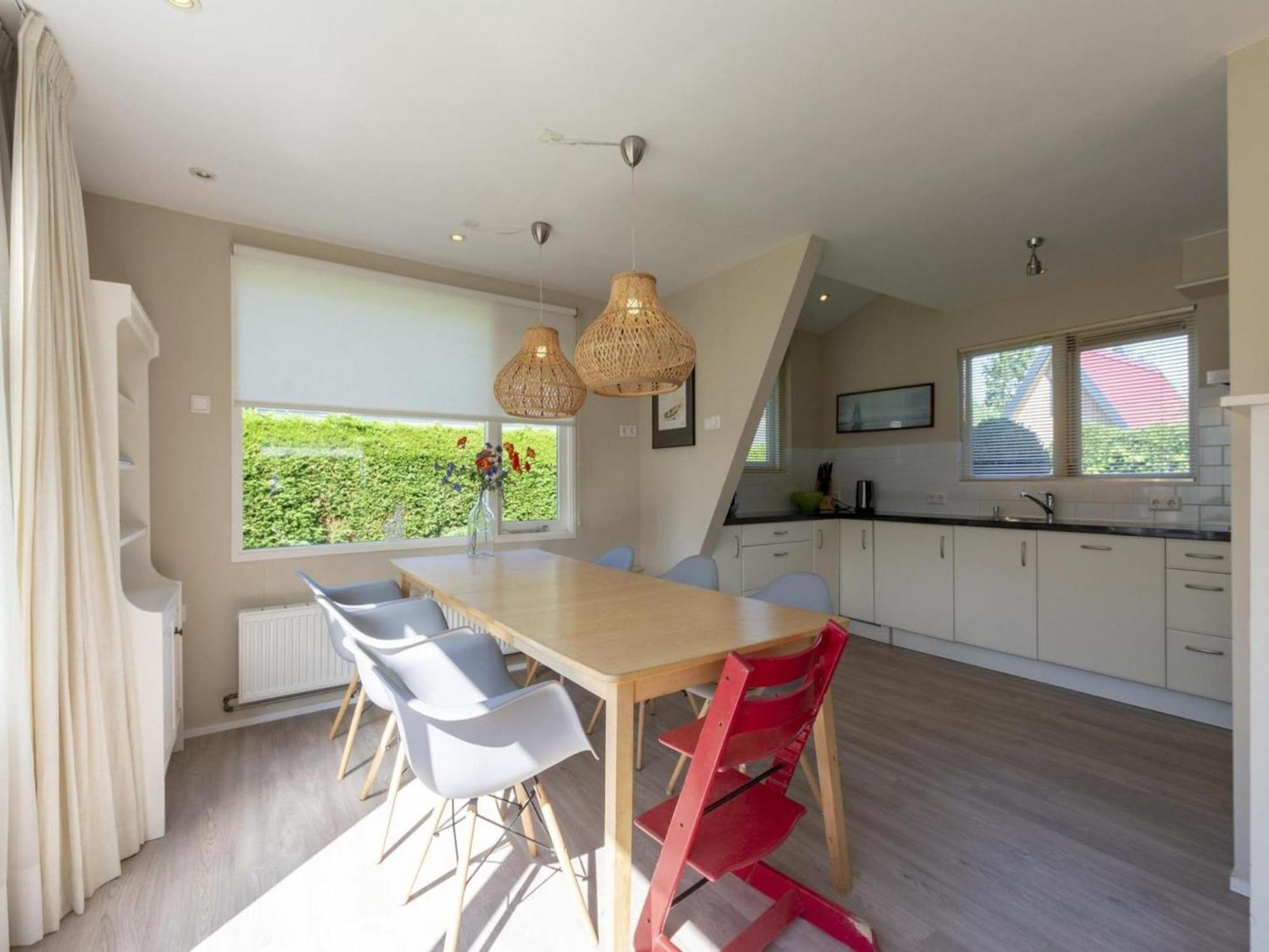 Cozy Holiday Home With Garden Sint Maartensvlotbrug エクステリア 写真