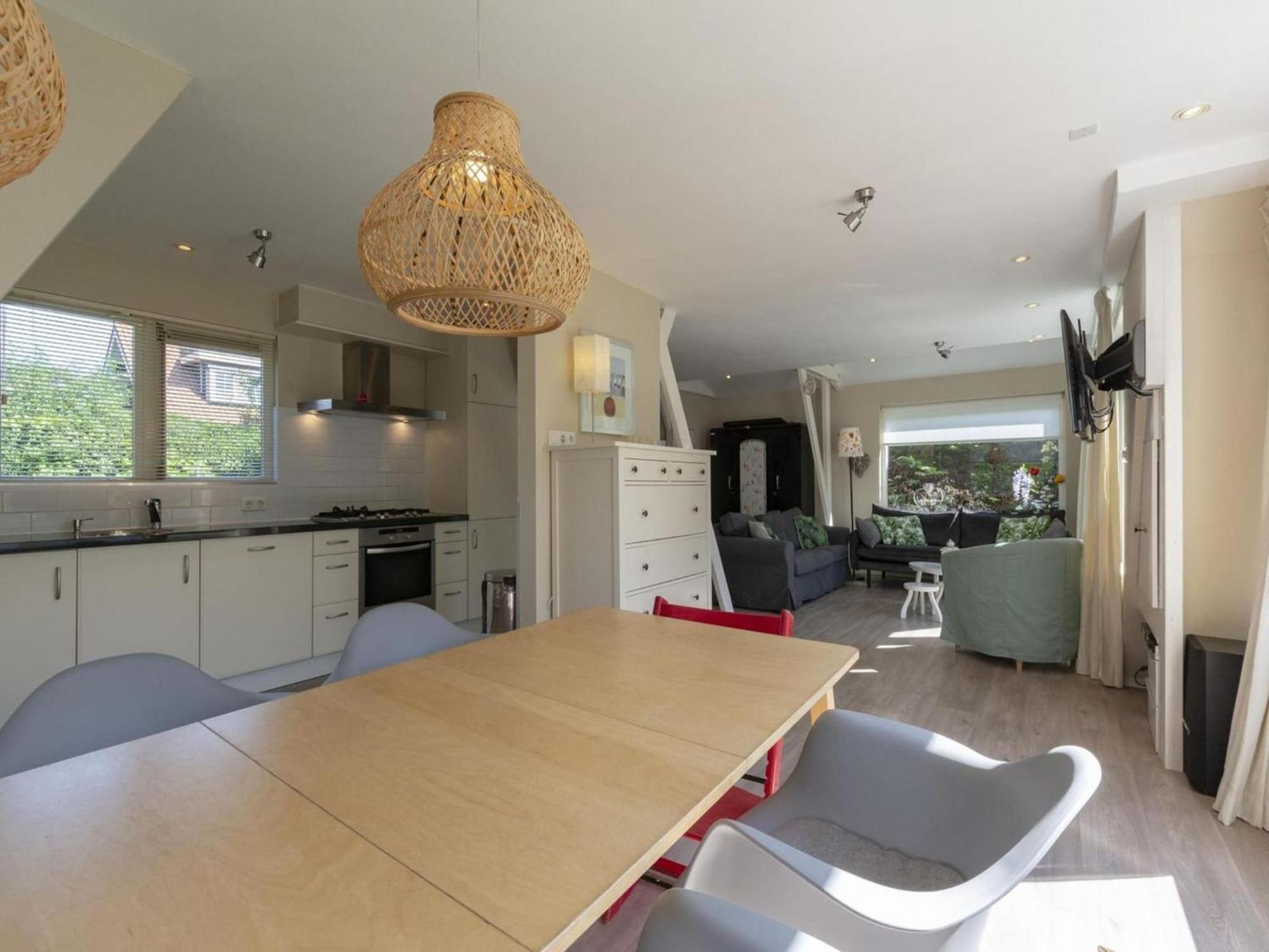 Cozy Holiday Home With Garden Sint Maartensvlotbrug エクステリア 写真